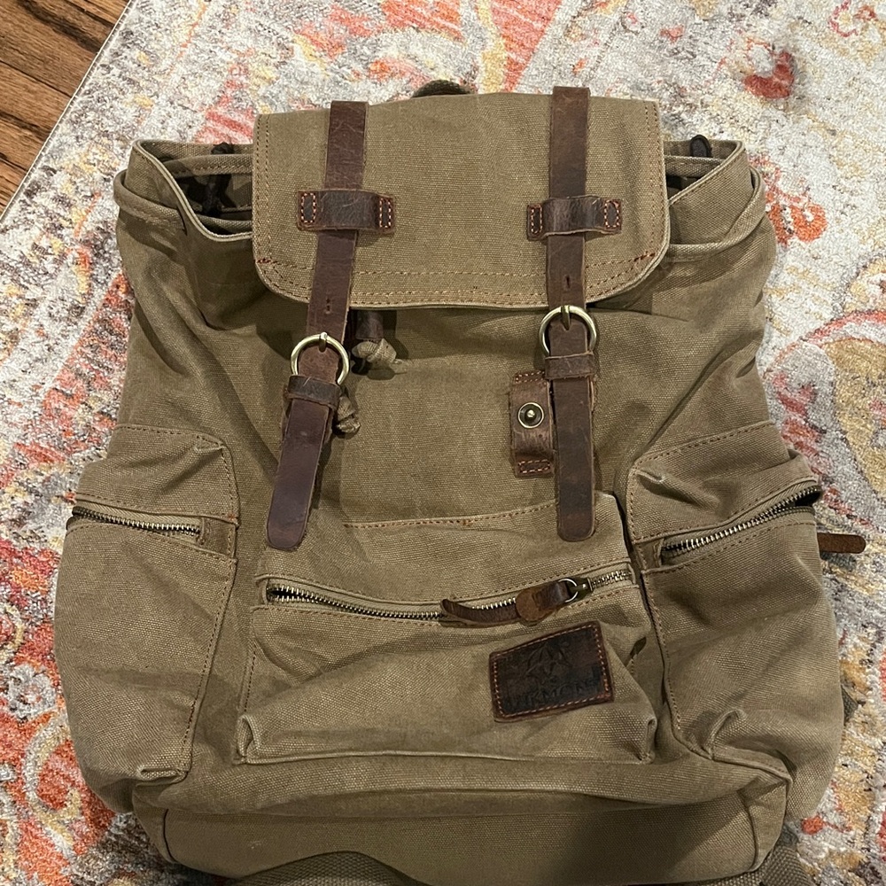 Olive Green Canvas Backpack - as new - Picture 5 of 5